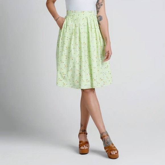 Modcloth Dresses & Skirts - ModCloth Imagine the Possibilities A-Line Floral Cottagecore 70s Skirt Size 16